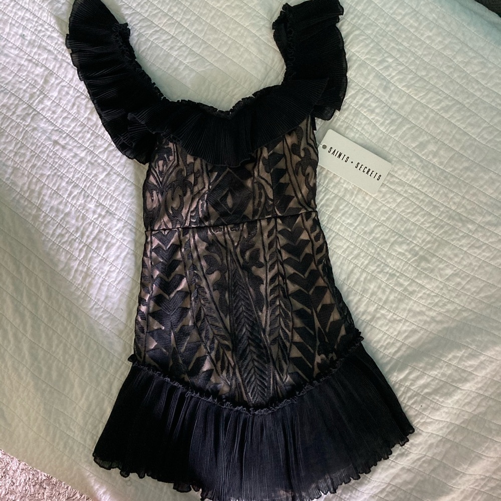 🖤NWT SAINTS + SECRETS🖤